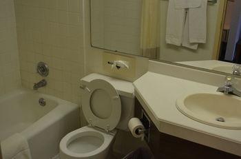 Grand Victoria Hotel Freeport Экстерьер фото