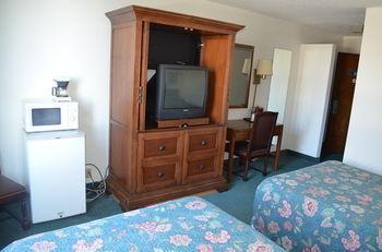 Grand Victoria Hotel Freeport Экстерьер фото